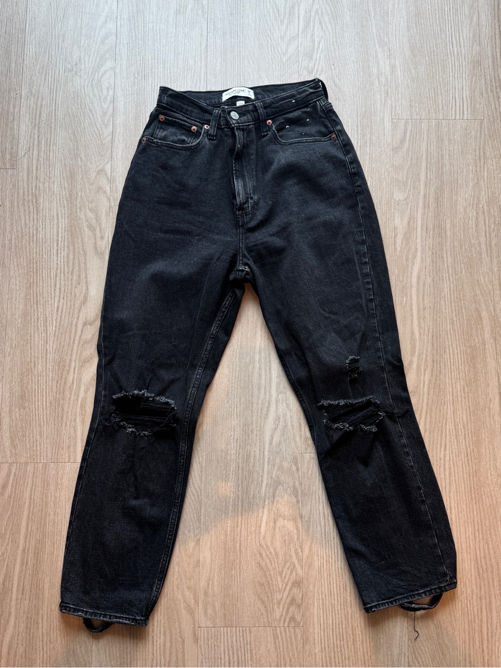 Abercrombie & Fitch Black High-Rise Distressed Women's Jeans